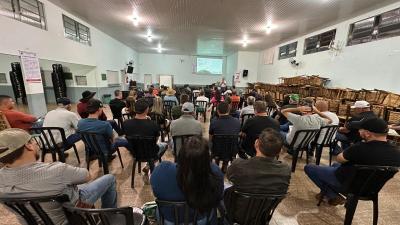 Coprossel realiza pré-assembleia com cooperados de Nova Laranjeiras e segue cronograma na região